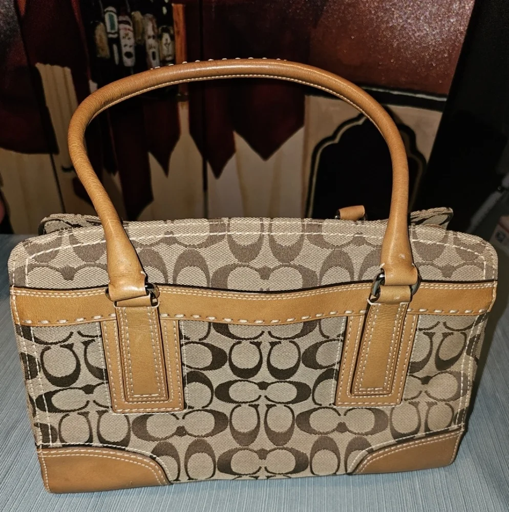 Coach Brown and Tan Signature Handbag - Picture 2 of 11